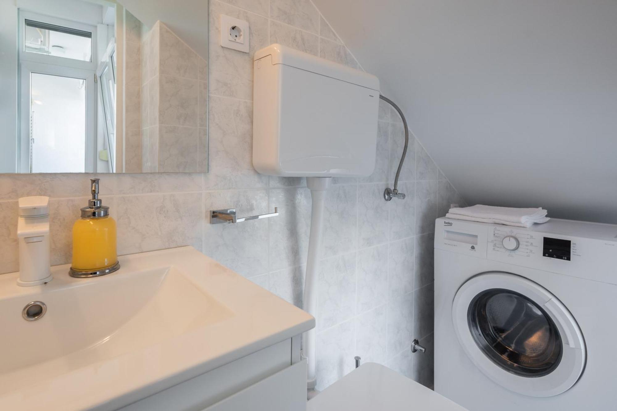 East Side Apartment 奥米什 外观 照片